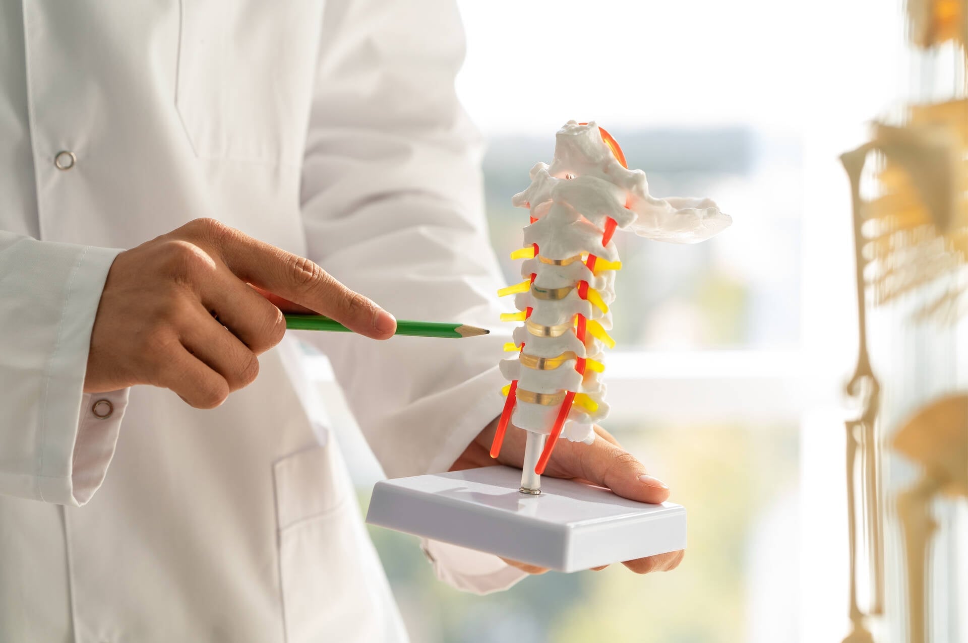 Gói khám đau vùng cổ vai gáy cơ bản (45 tuổi trở lên)